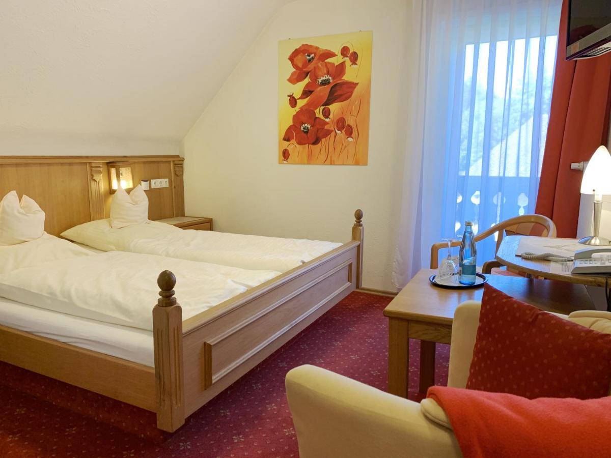 Landhotel Untere Kapfenhardter Muehle Unterreichenbach Εξωτερικό φωτογραφία