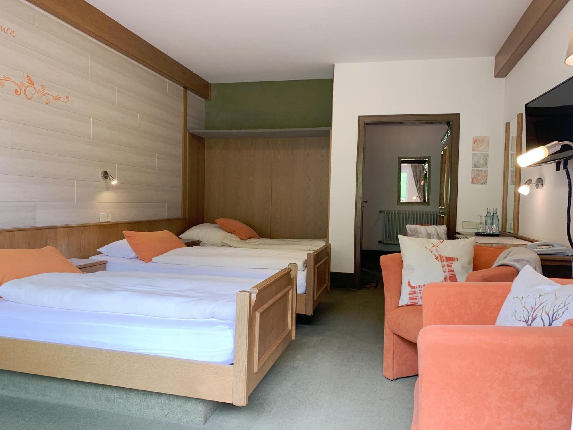 Landhotel Untere Kapfenhardter Muehle Unterreichenbach Εξωτερικό φωτογραφία